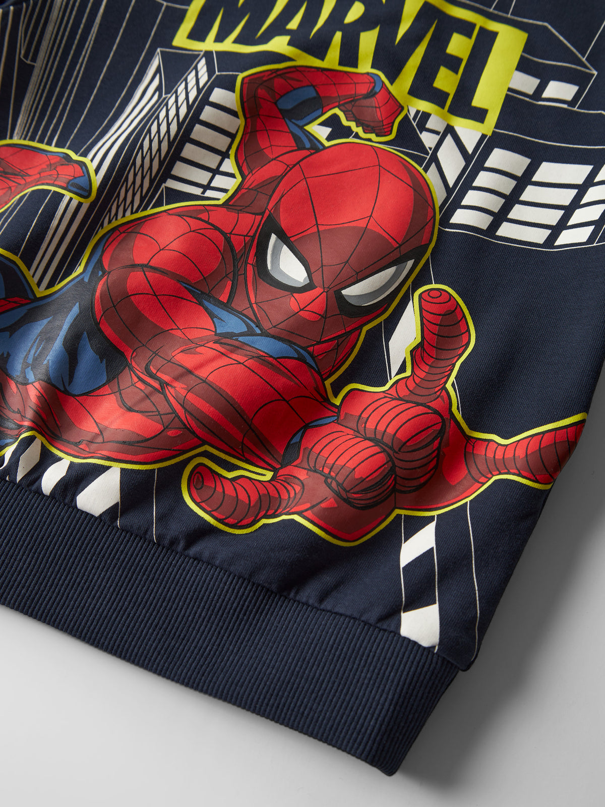 Sweater marvel Spider-Man