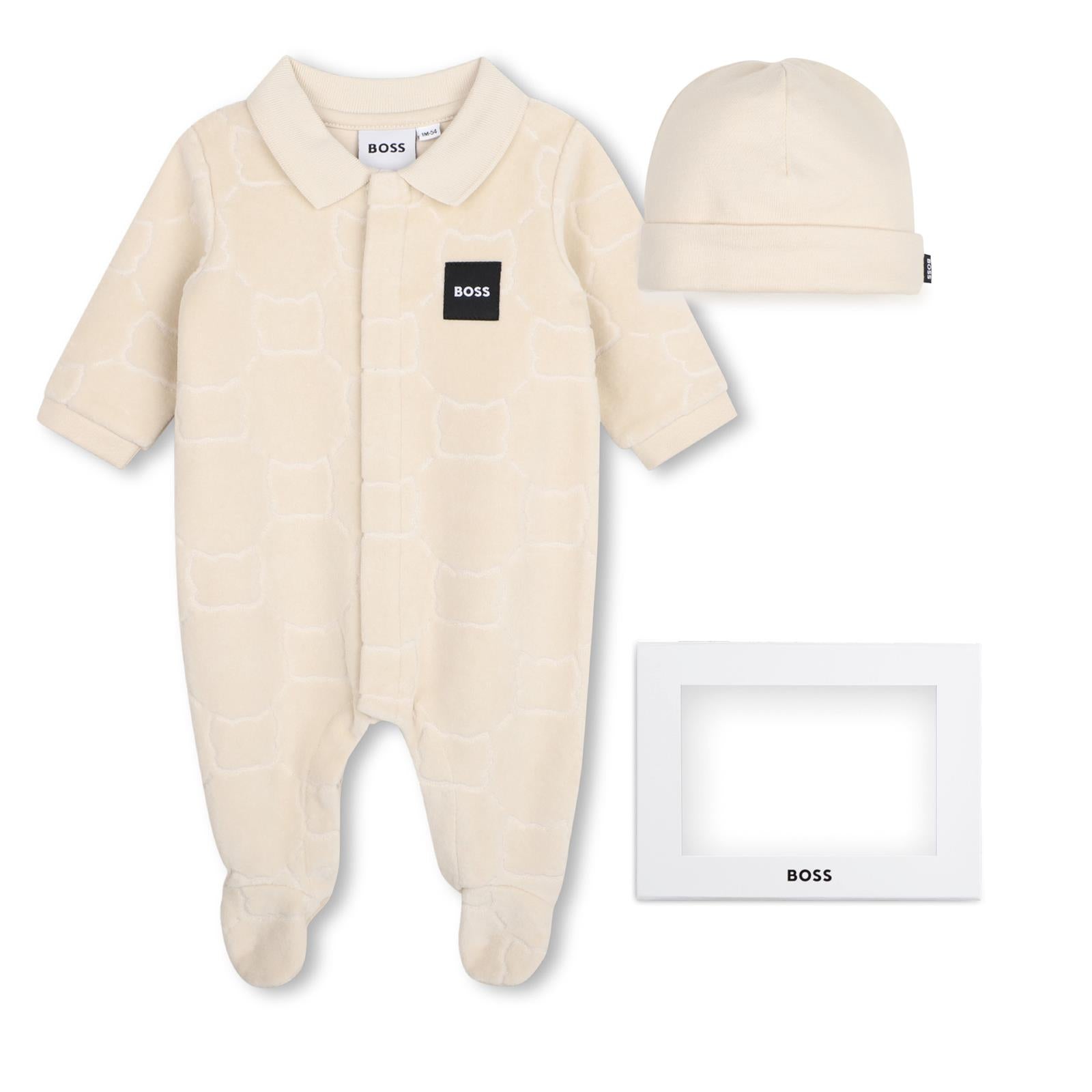Hugo Boss - babypakje + muts beige